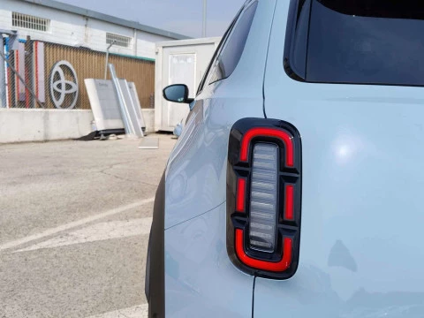 Renault 4 E-Tech Renault  Iconiq autonomia confort 110kW