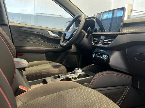 Ford Kuga ST-Line 2.5 Duratec FHEV 132kW Auto