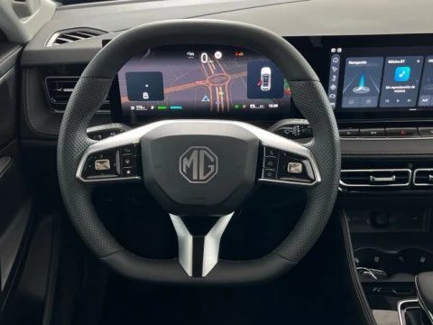 MG HS 1.5 Hybrid+ Luxury