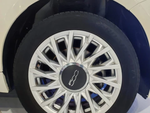 Fiat 500 Dolcevita 1.0 Hybrid 52KW (70 CV)