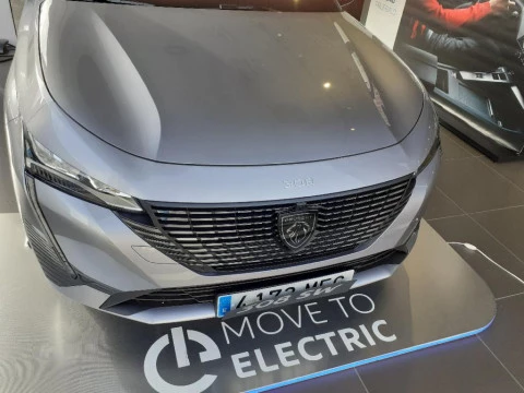 Peugeot 308 fam. 1.5 BLUEHDI 130 EAT8 ALLURE PACK SW 5P