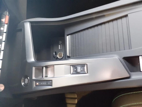 Peugeot 308 fam. 1.5 BLUEHDI 130 EAT8 ALLURE PACK SW 5P