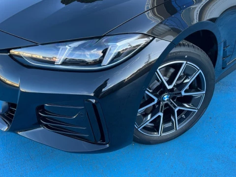 BMW i4 eDrive35 210 kW (286 CV)