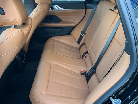 BMW i4 eDrive35 210 kW (286 CV)