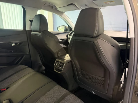 Peugeot 3008 1.5L BlueHDi 96kW (130CV) S&S Allure