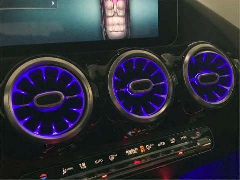 Mercedes-Benz GLA 200 D