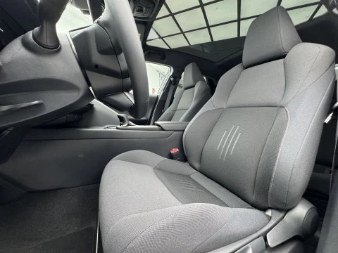 Toyota C-HR Advance Plug-in Hybrid 220