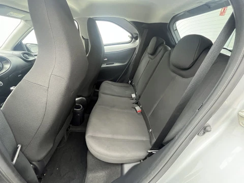 Toyota Aygo X Cross 1.0 VVT-I 72CV Play