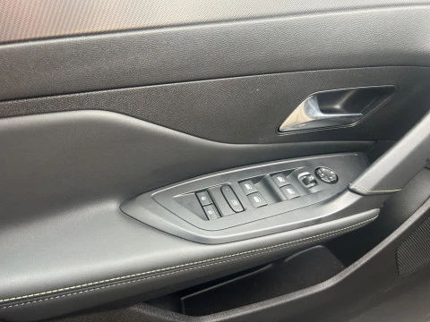 Peugeot 408 NUEVO 408 GT PLUG-IN HYBRID 180 E-EAT8