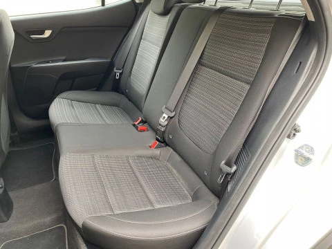 Kia Stonic 1.0 T-GDi 74kW MHEV iMT Drive Plus