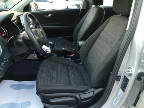 Kia Stonic 1.0 T-GDi 74kW MHEV iMT Drive Plus