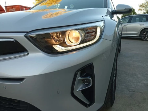 Kia Stonic 1.0 T-GDi 74kW MHEV iMT Drive Plus