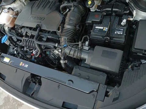 Kia Stonic 1.0 T-GDi 74kW MHEV iMT Drive Plus