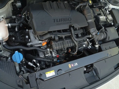 Kia Stonic 1.0 T-GDi 74kW MHEV iMT Drive Plus