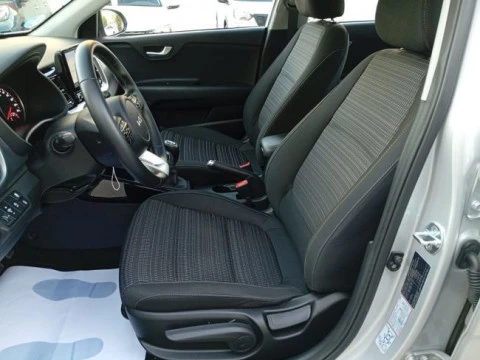 Kia Stonic 1.0 T-GDi 74kW MHEV iMT Drive Plus