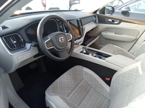 Volvo XC60 2.0 B4 D Core Auto