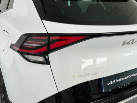 Kia Sportage 1.6 T-GDi HEV 158kW (215CV) Tech 4x2
