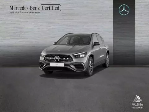 Mercedes-Benz GLA 200 D Mercedes-Benz GLA 200 D