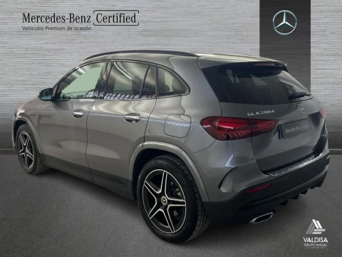 Mercedes-Benz GLA 200 d