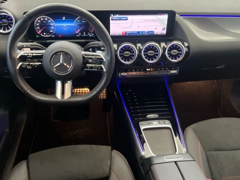 Mercedes-Benz GLA 200 d