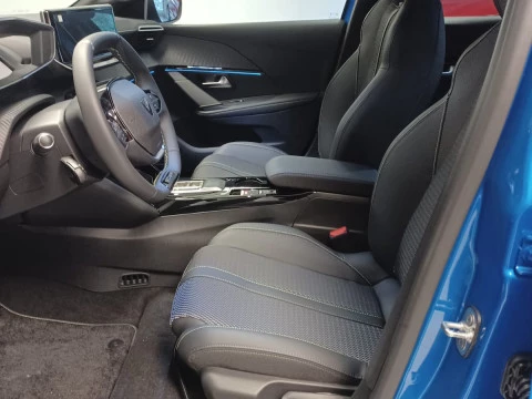 Peugeot e-208 GT Eléctrico 156 (115 Kw)