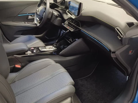 Peugeot e-208 GT Eléctrico 156 (115 Kw)