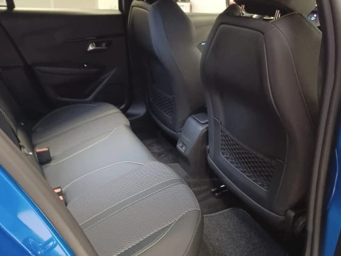Peugeot e-208 GT Eléctrico 156 (115 Kw)