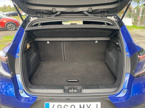 Renault Captur techno Eco-G 100cv (74 kW)