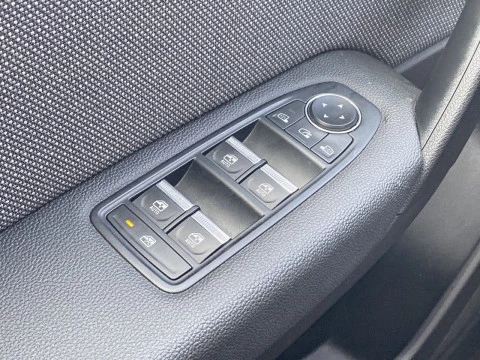 Renault Captur techno Eco-G 100cv (74 kW)