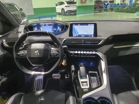 Peugeot 3008 PureTech 130 SANDS GT Line EAT8 96 kW (130 CV)