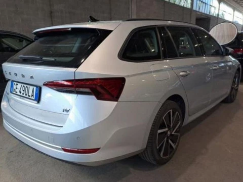 Skoda Octavia Combi 1.4 TSI 110kW/150kW DSG PHEV Ambit