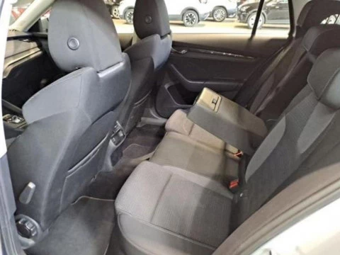 Skoda Octavia Combi 1.4 TSI 110kW/150kW DSG PHEV Ambit