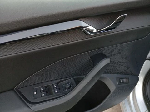 Skoda Octavia Combi 1.4 TSI 110kW/150kW DSG PHEV Ambit