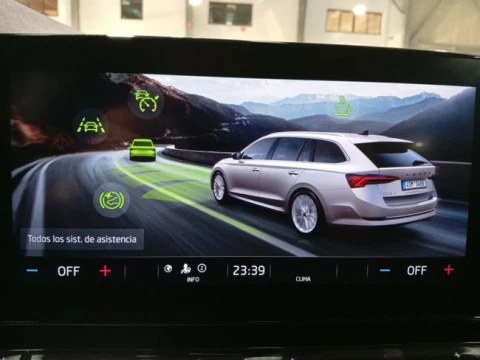 Skoda Octavia Combi 1.4 TSI 110kW/150kW DSG PHEV Ambit