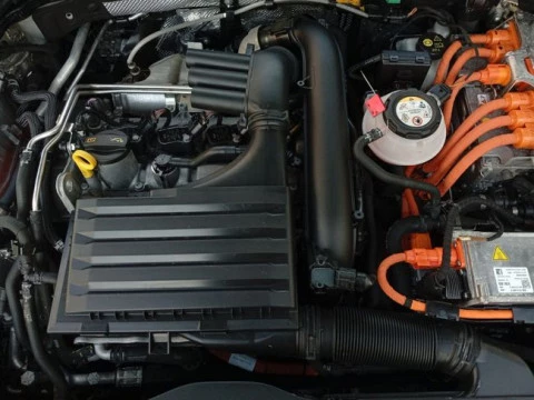 Skoda Octavia Combi 1.4 TSI 110kW/150kW DSG PHEV Ambit