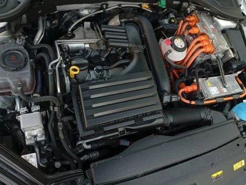 Skoda Octavia Combi 1.4 TSI 110kW/150kW DSG PHEV Ambit