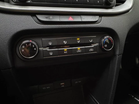 Kia Ceed 1.0 T-GDi 88kW (120CV) Concept