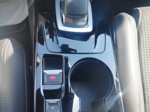 Peugeot e-208 Eléctrico GT