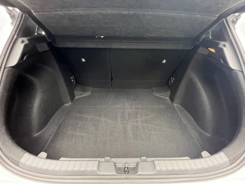 Toyota Corolla 1.8 125H ACTIVE TECH E-CVT