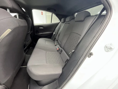 Toyota Corolla 1.8 125H ACTIVE TECH E-CVT