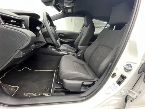 Toyota Corolla 1.8 125H ACTIVE TECH E-CVT