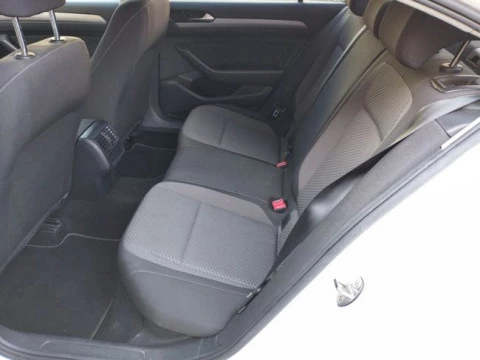 Volkswagen Passat Business 2.0 TDI 110kW (150CV)