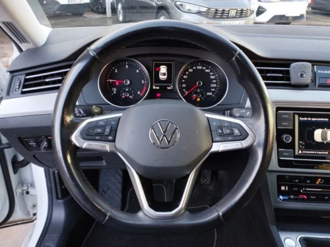 Volkswagen Passat Business 2.0 TDI 110kW (150CV)