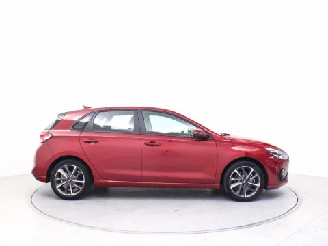 Hyundai i30 1.5 DPI KLASS SLX 110 5P