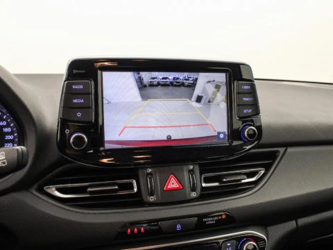 Hyundai i30 1.5 DPI KLASS SLX 110 5P