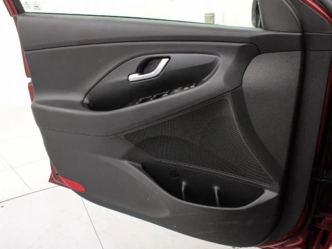 Hyundai i30 1.5 DPI KLASS SLX 110 5P