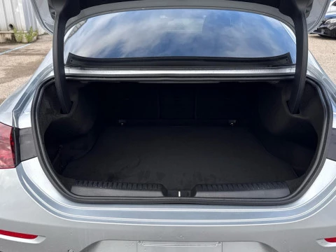 Mercedes-Benz CLA  180 con tecnologia hibrida