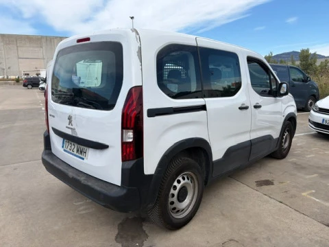 Peugeot Rifter Active Pack Business Std. BlueHDi 100