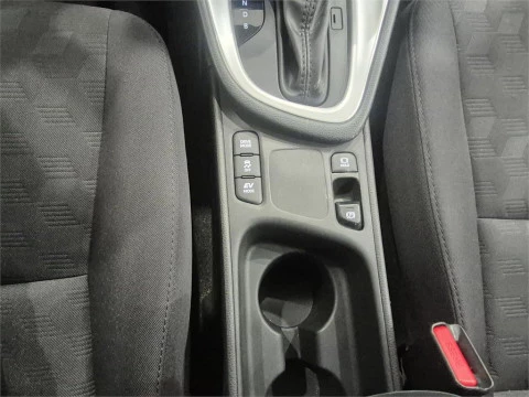 Toyota Yaris ACTIVE PLUS