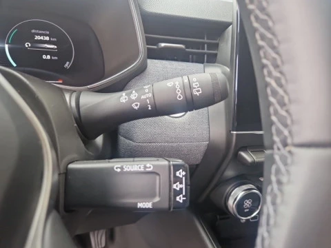 Renault Clio techno Eco-G 100cv (74kW)